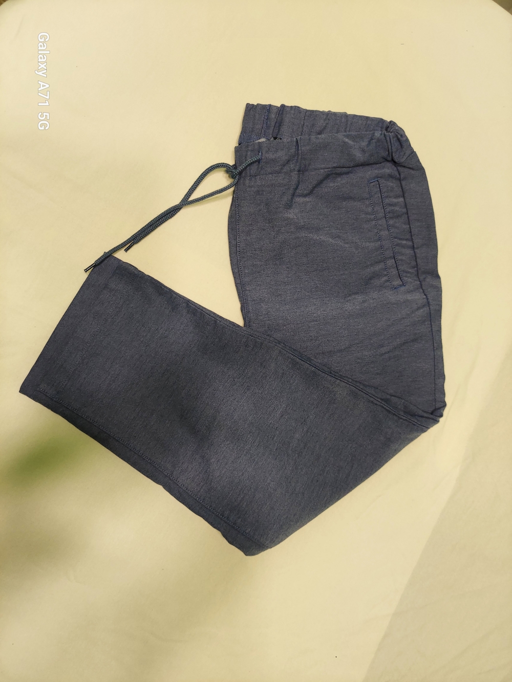 Blue Drawstring Capri Pants - Picture 4 of 11